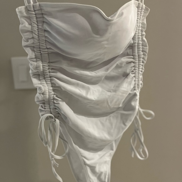 NEW White One Piece Bathingsuit in Medium - Picture 11 of 12